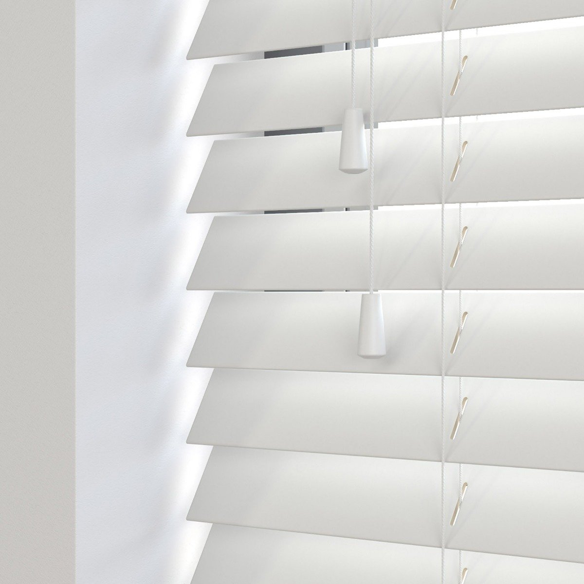Essentials White Wood Venetian Blind